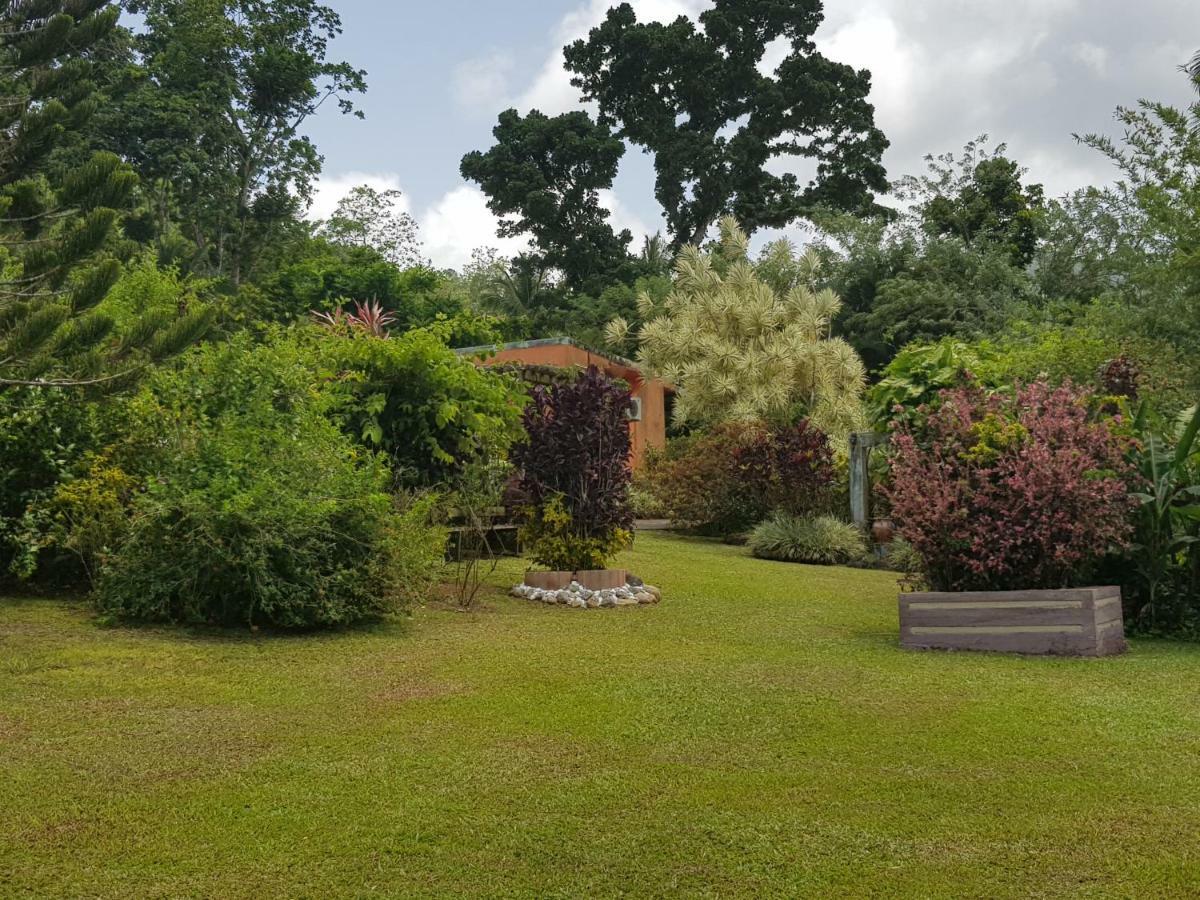 Domaine De Valcine Villa Sainte-Rose Ngoại thất bức ảnh